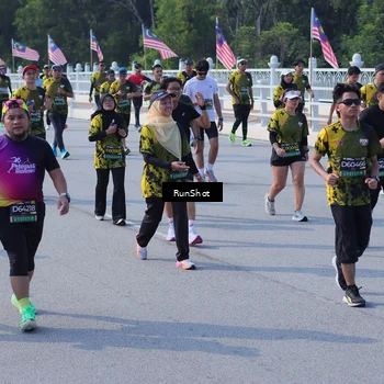 Runner Photo 7180164