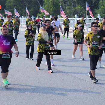 Runner Photo 7180216