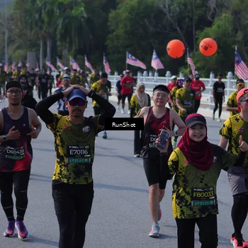 Runner Photo 7180333