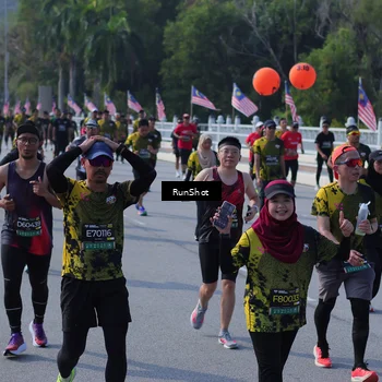Runner Photo 7180334