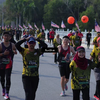 Runner Photo 7180335
