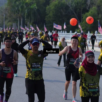 Runner Photo 7180365