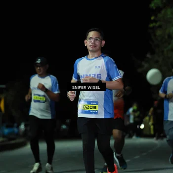 Runner Photo 7180388
