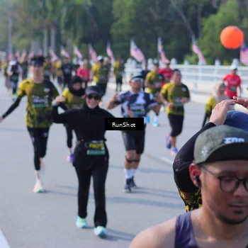 Runner Photo 7180397