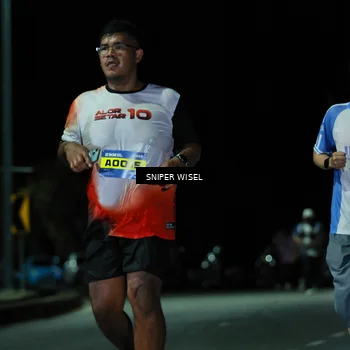 Runner Photo 7180400