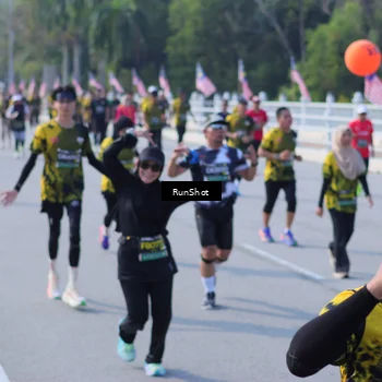 Runner Photo 7180423