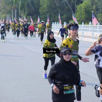 Runner Photo 7180464