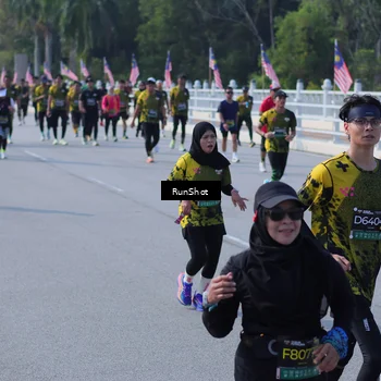 Runner Photo 7180468