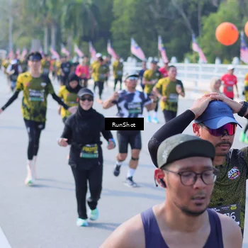 Runner Photo 7180470