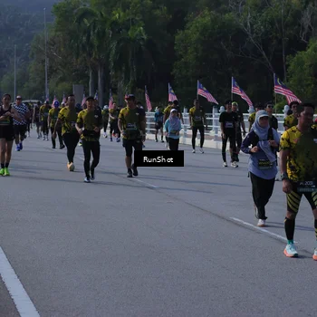 Runner Photo 7180618