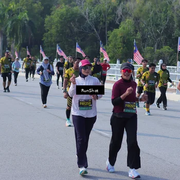 Runner Photo 7180636