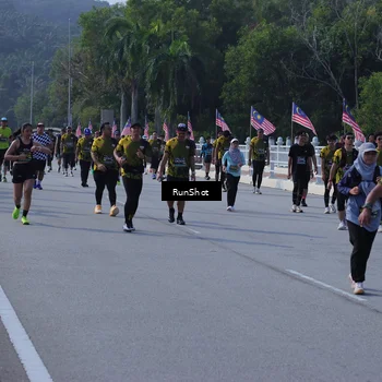 Runner Photo 7180640