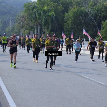 Runner Photo 7180664