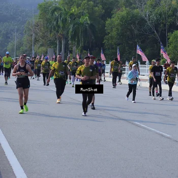 Runner Photo 7180672