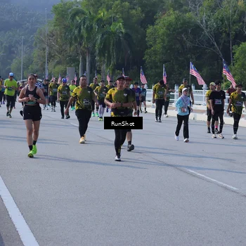 Runner Photo 7180694