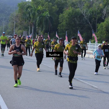 Runner Photo 7180707