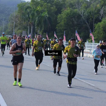 Runner Photo 7180710