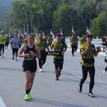 Runner Photo 7180727