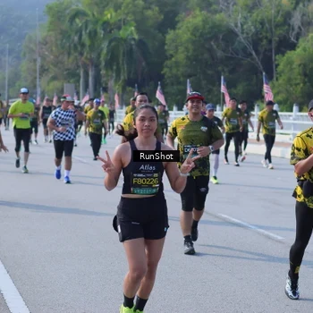 Runner Photo 7180756