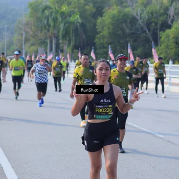 Runner Photo 7180773