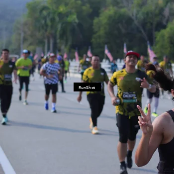 Runner Photo 7180804