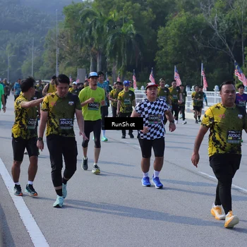 Runner Photo 7180858