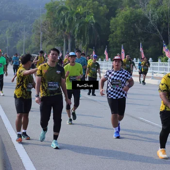 Runner Photo 7180874