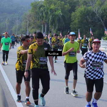 Runner Photo 7180914