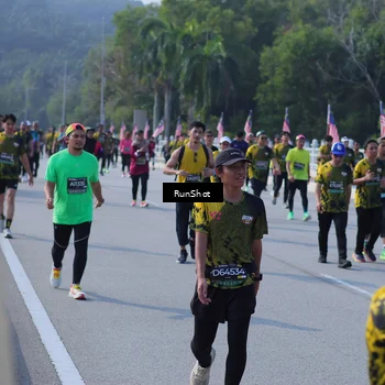 Runner Photo 7181003