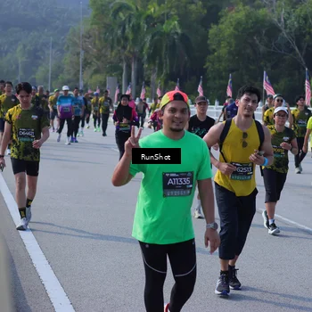 Runner Photo 7181109