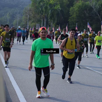 Runner Photo 7181134