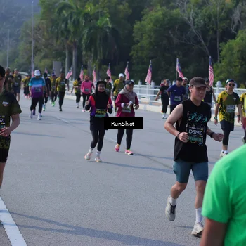 Runner Photo 7181143