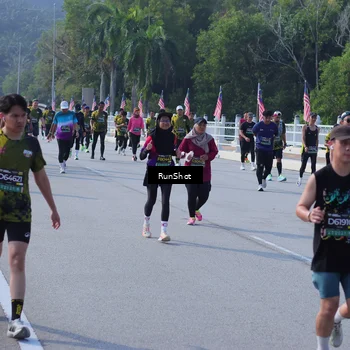 Runner Photo 7181154