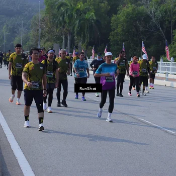 Runner Photo 7181342