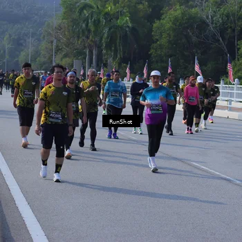 Runner Photo 7181349