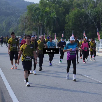 Runner Photo 7181356