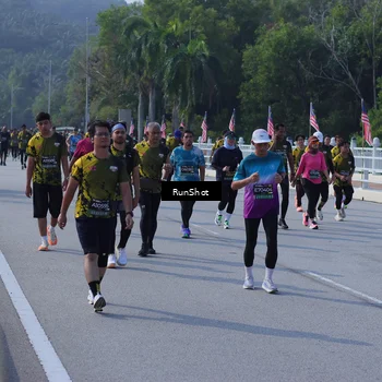 Runner Photo 7181360