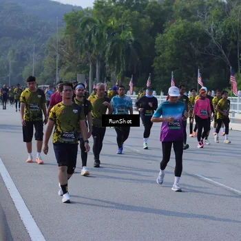 Runner Photo 7181369