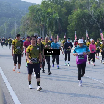 Runner Photo 7181378