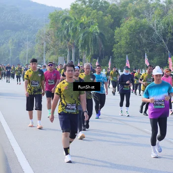 Runner Photo 7181411