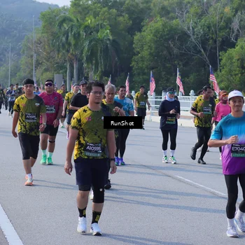 Runner Photo 7181419