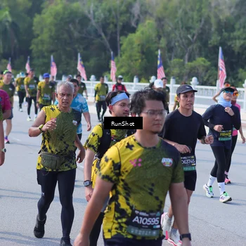 Runner Photo 7181470