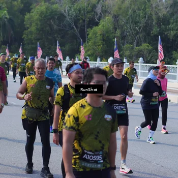 Runner Photo 7181473