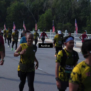 Runner Photo 7181504