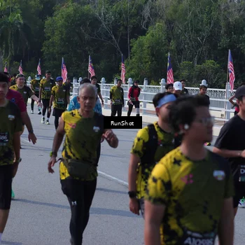 Runner Photo 7181517