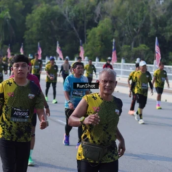 Runner Photo 7181546