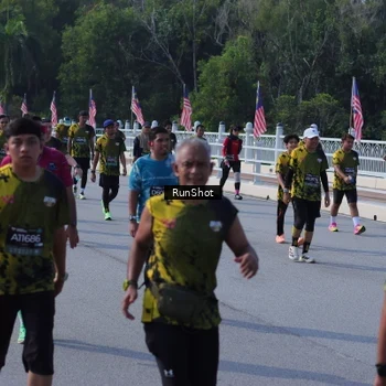 Runner Photo 7181557