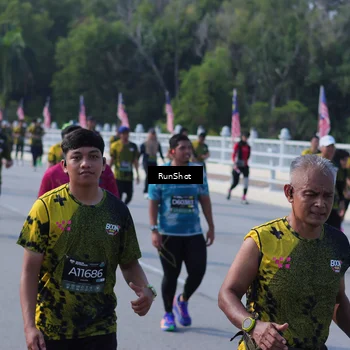 Runner Photo 7181575