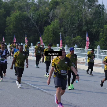 Runner Photo 7181697
