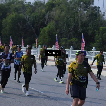 Runner Photo 7181725